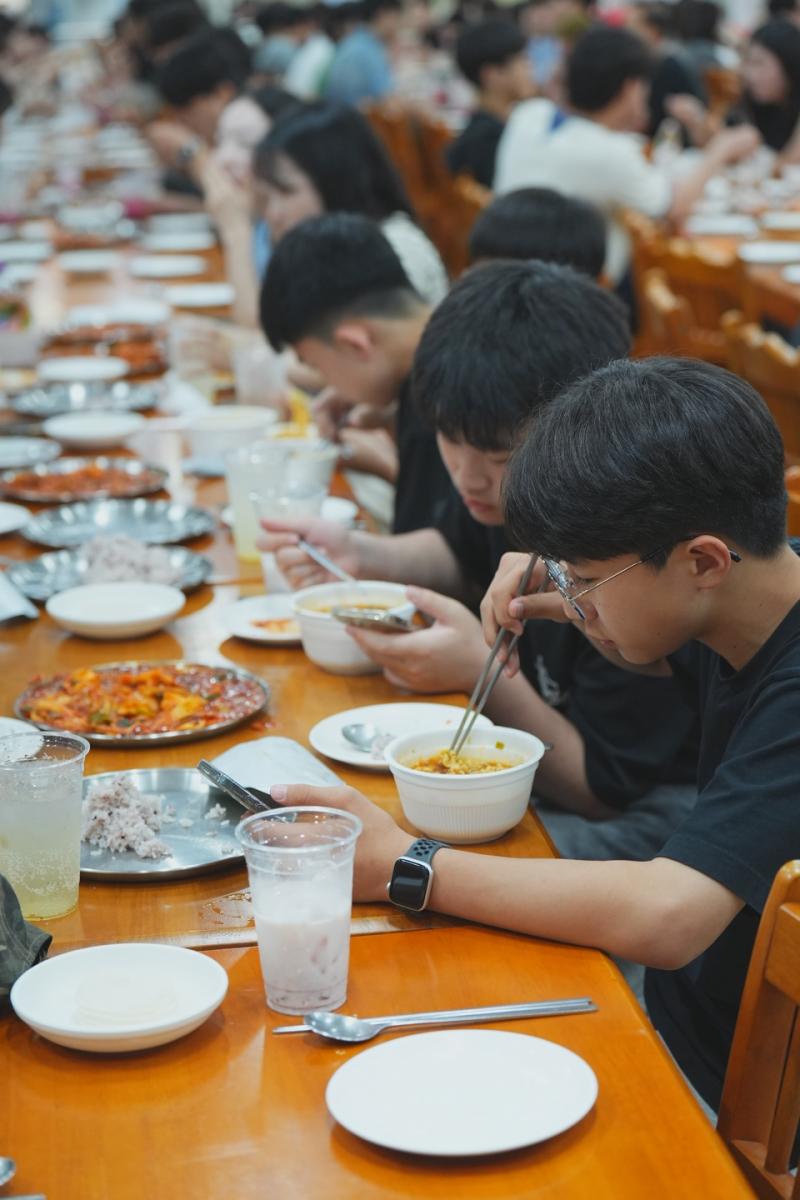 중고등부의 섬김-66